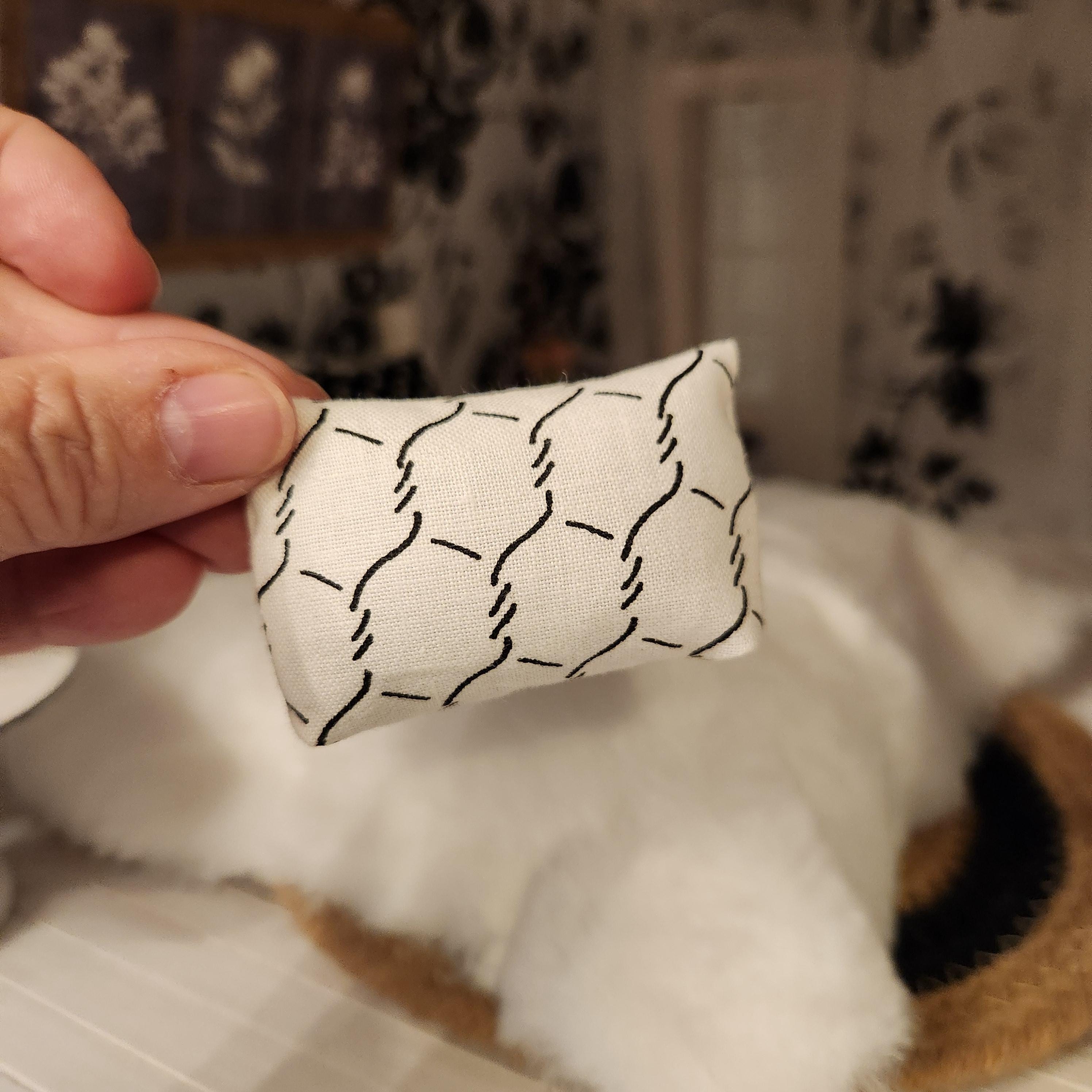 Dollhouse Miniatures Accent Pillow, WHITE AND BLACK, dollhouse decorations, miniature pillows, 1:12 scale
