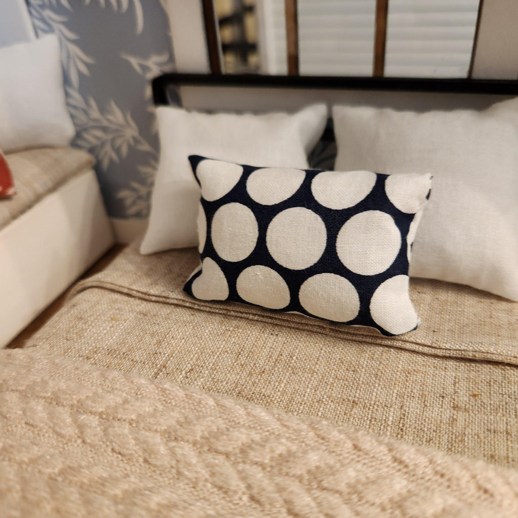 Dollhouse Miniatures Accent Pillow, BLUE WHITE POLKADOT, dollhouse decorations, miniature pillows, 1:12 scale