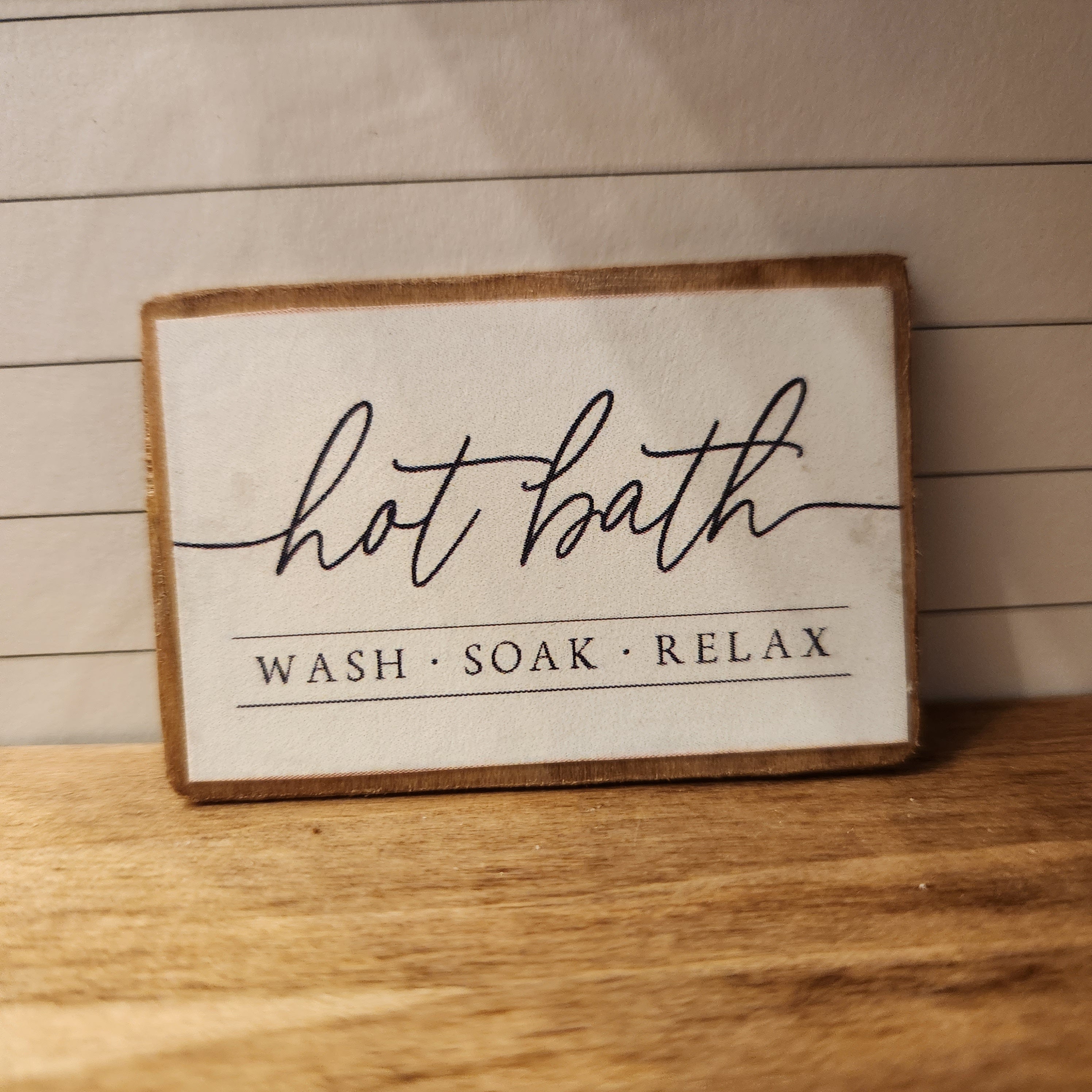1:12 Scale Miniature "HOT BATH" Wood Sign – Vintage Washroom Decor