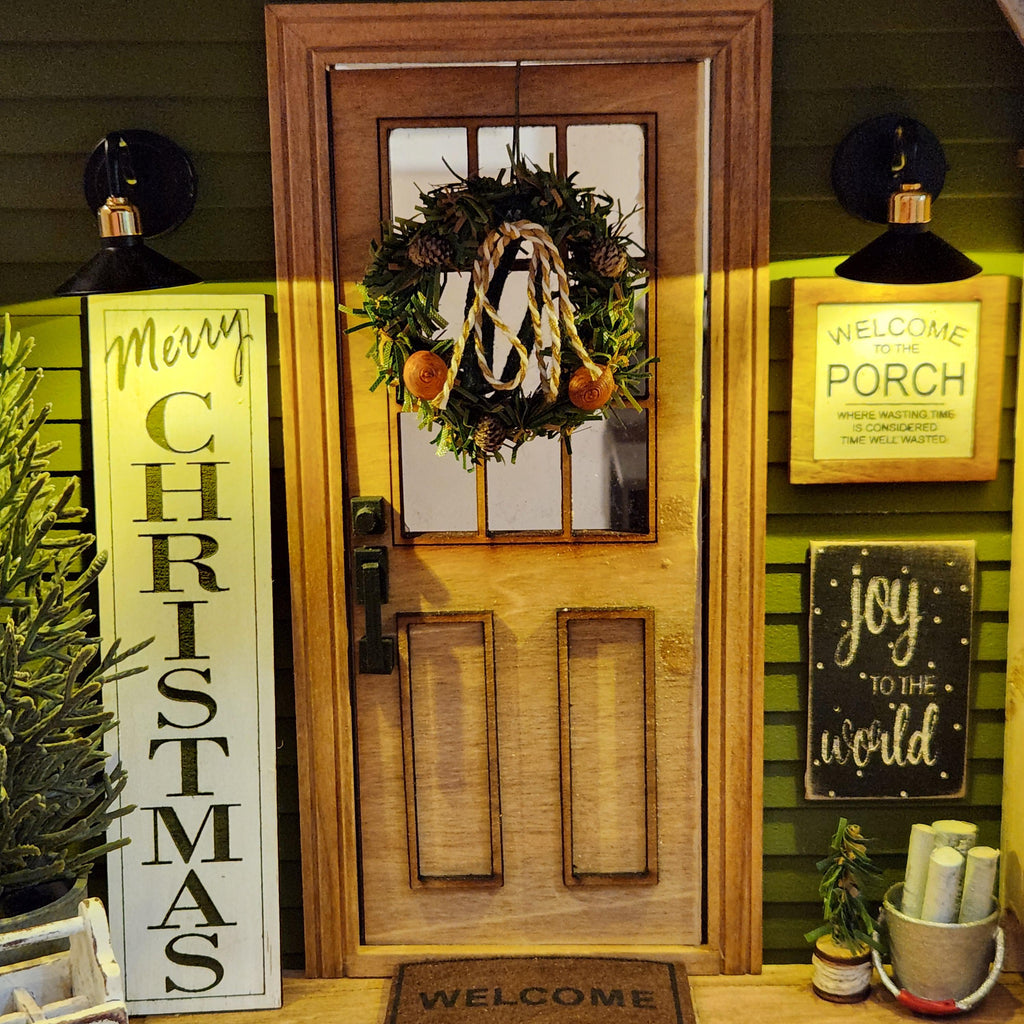 1:12 Scale Miniature Vertical "MERRY CHRISTMAS" Porch Sign – Holiday Decor