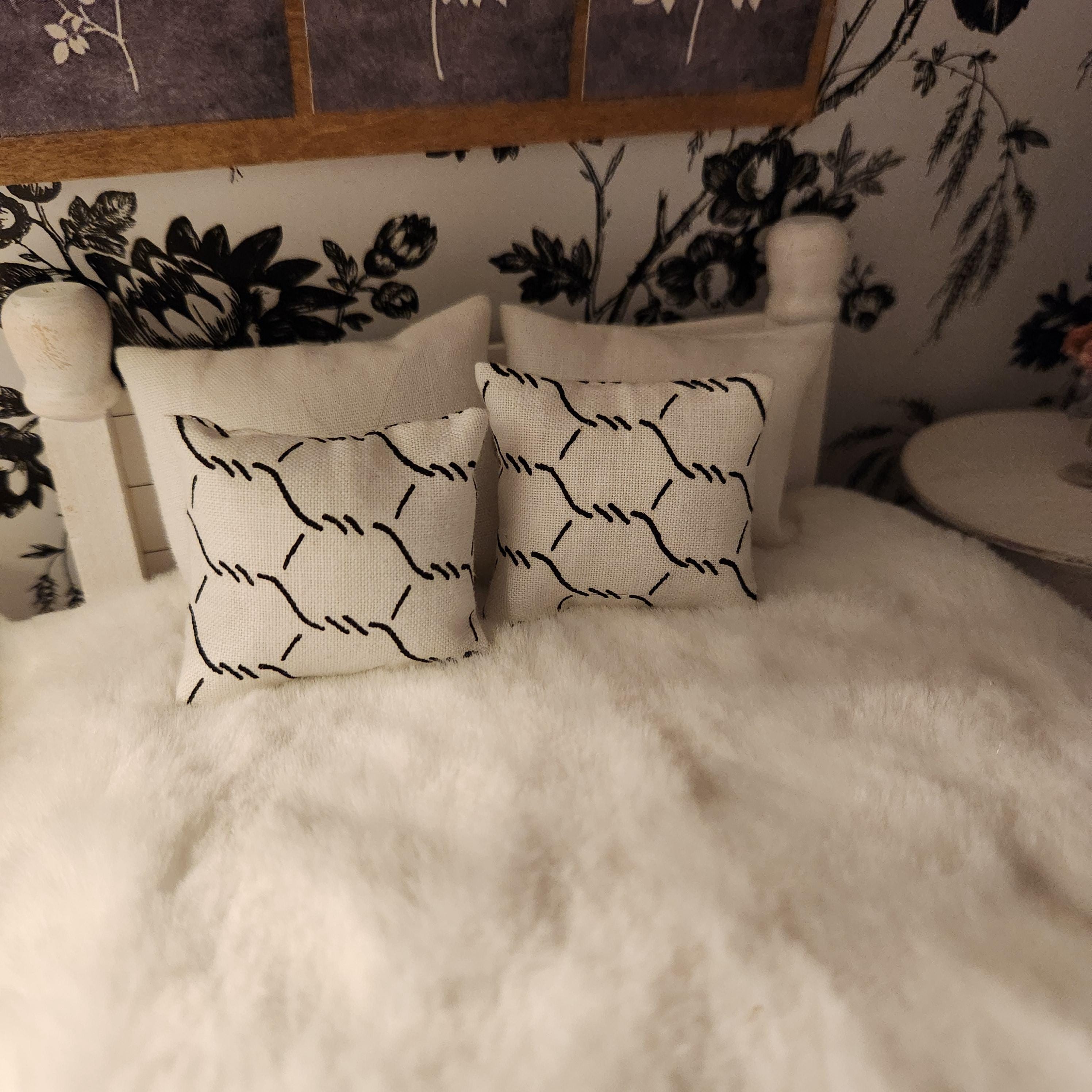 Dollhouse Miniatures Accent Pillow, WHITE AND BLACK, dollhouse decorations, miniature pillows, 1:12 scale
