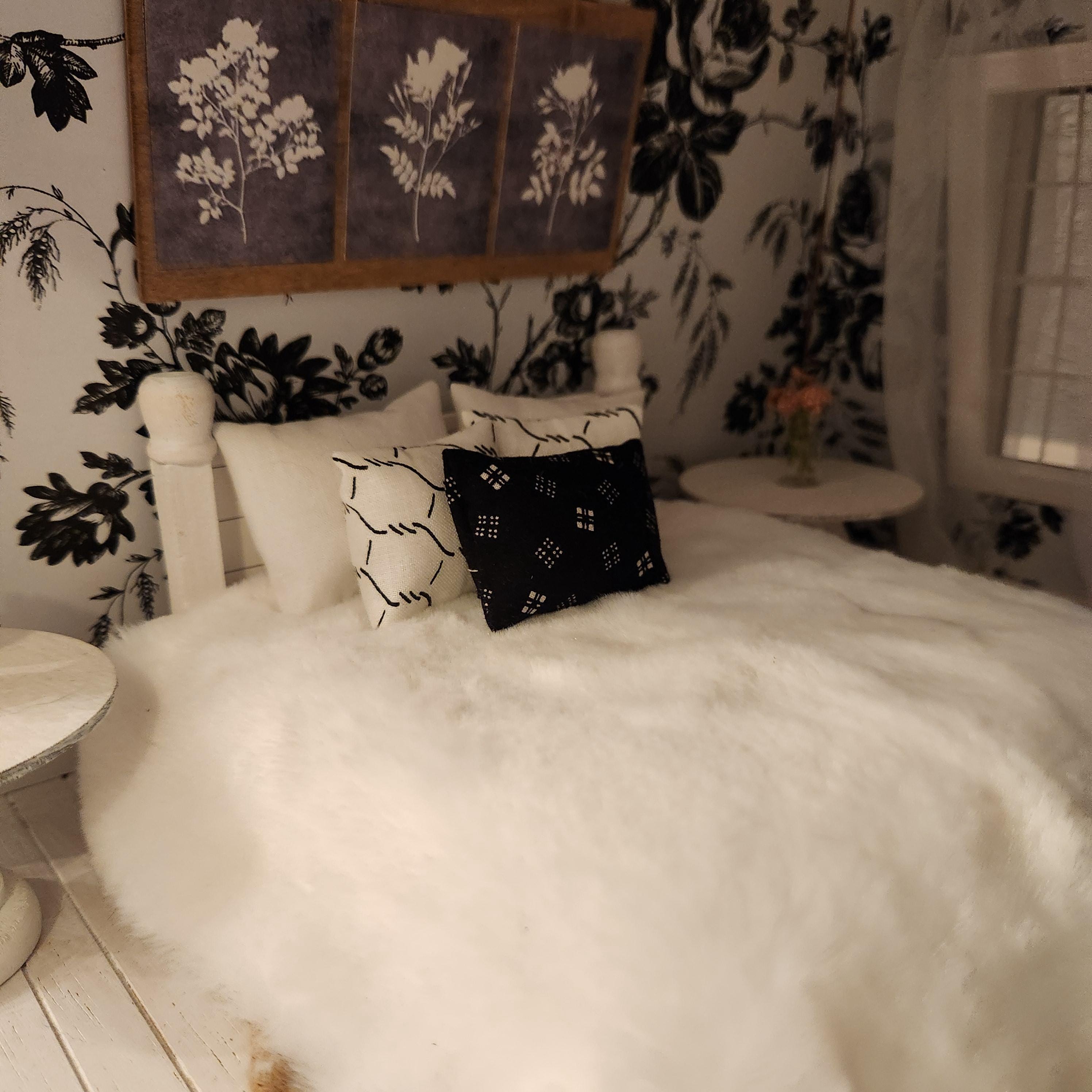 Dollhouse Miniatures Accent Pillow, BLACK WHITE, dollhouse decorations, miniature pillows, 1:12 scale