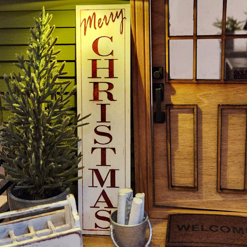 1:12 Scale Miniature Vertical "MERRY CHRISTMAS" Porch Sign – Holiday Decor