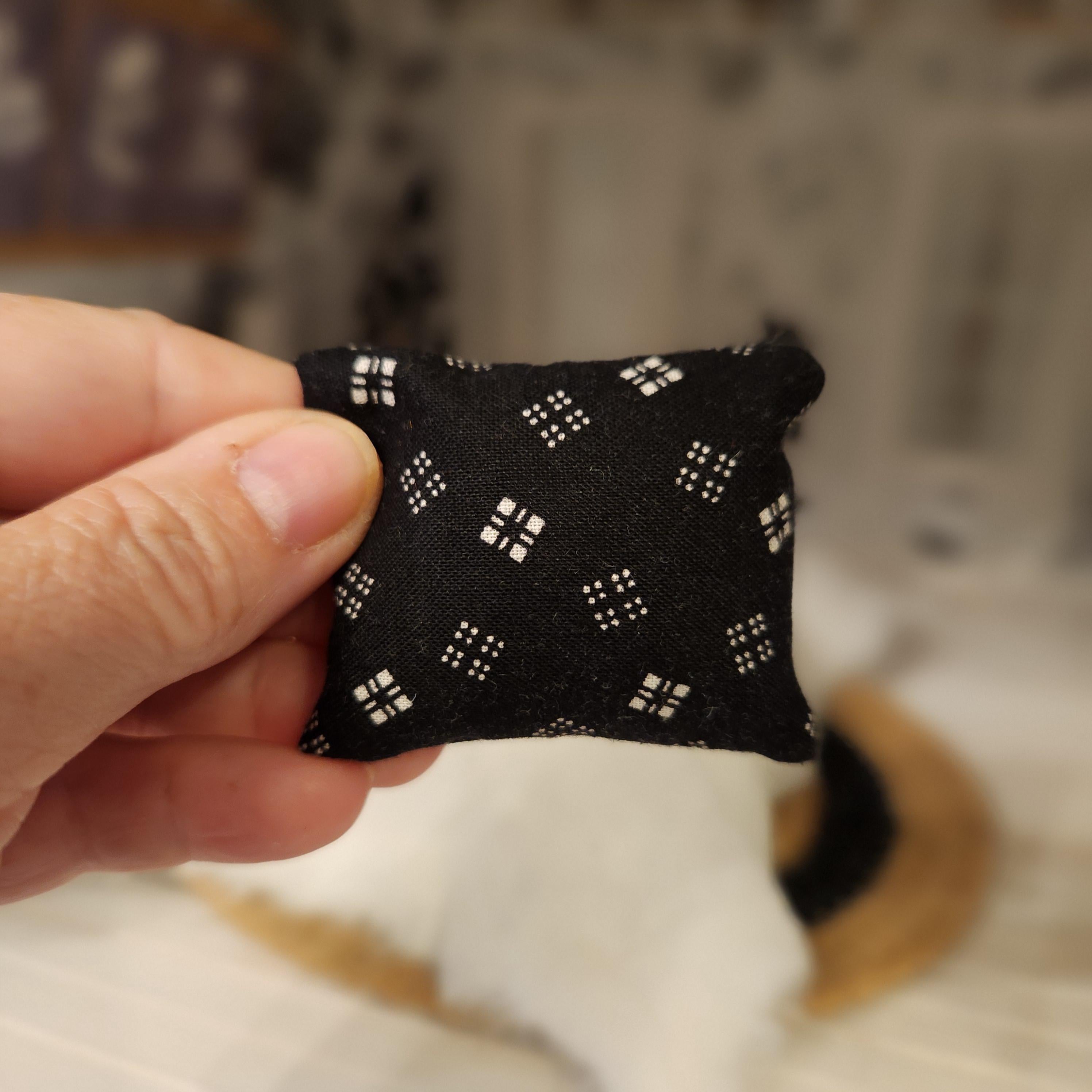 Dollhouse Miniatures Accent Pillow, BLACK WHITE, dollhouse decorations, miniature pillows, 1:12 scale