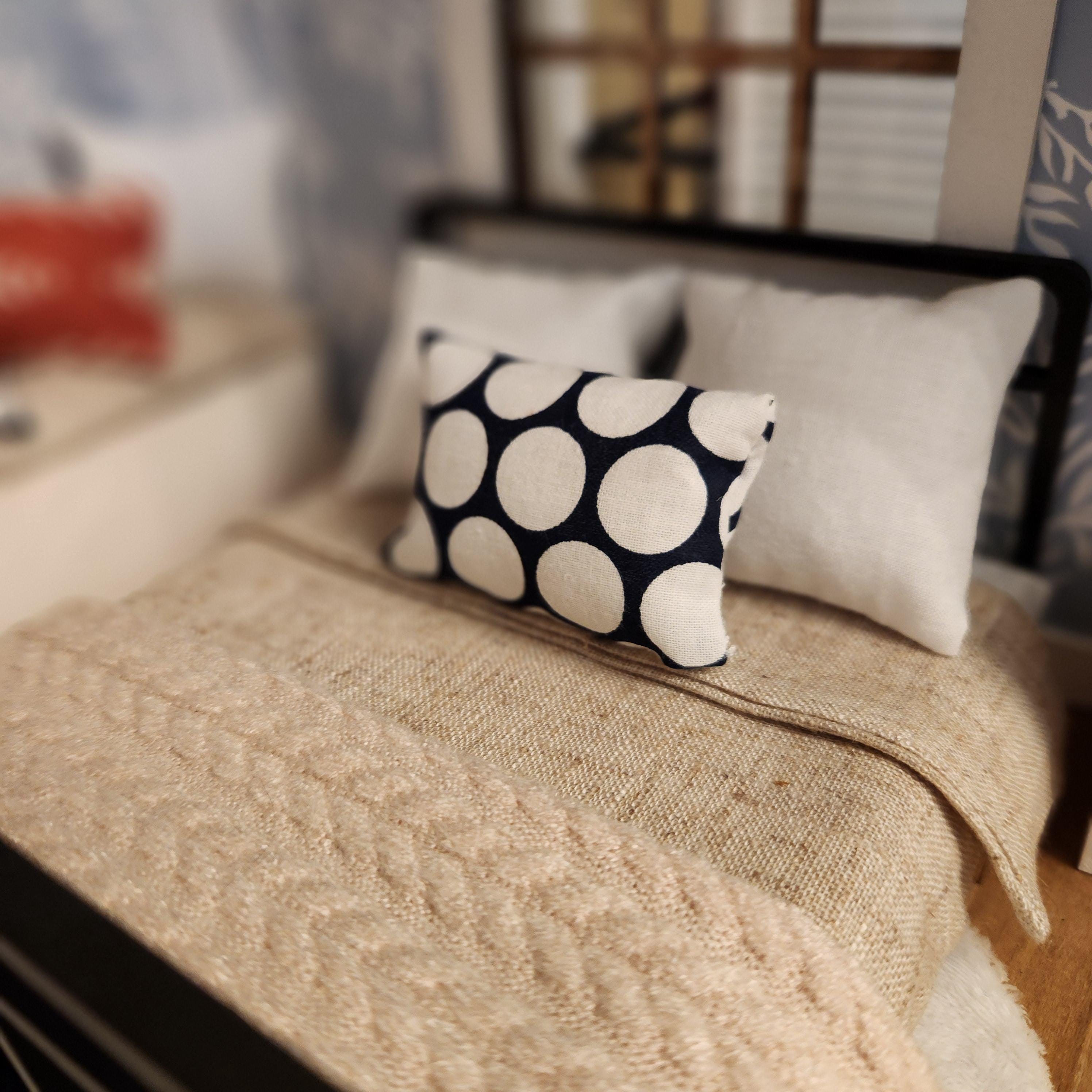 Dollhouse Miniatures Accent Pillow, BLUE WHITE POLKADOT, dollhouse decorations, miniature pillows, 1:12 scale