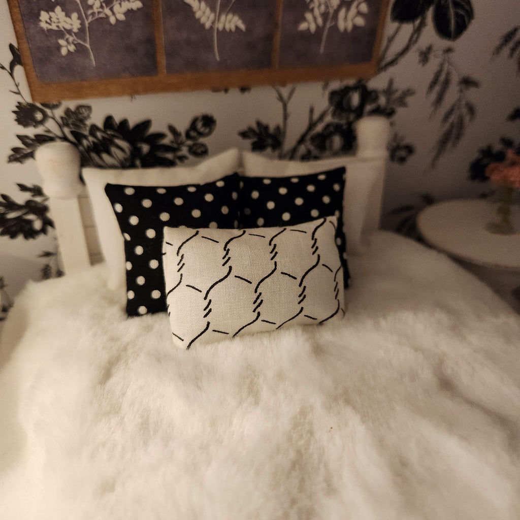 Dollhouse Miniatures Accent Pillow, WHITE AND BLACK, dollhouse decorations, miniature pillows, 1:12 scale